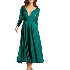 MAC DUGGAL LONG SLEEVE PLUNGE NECK SATIN EMERALD GREEN MIDI DRESS sz 4